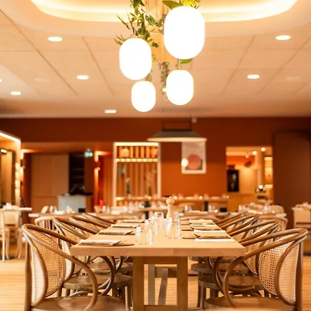 Hotel La Maison Obono & 4*