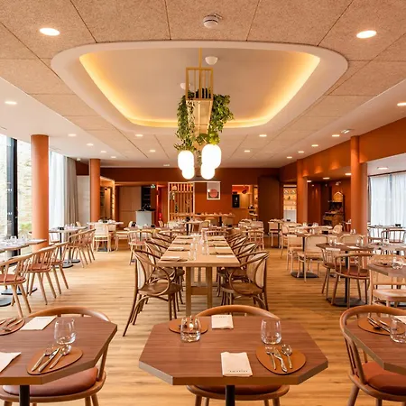 Hotel La Maison Obono & 4*
